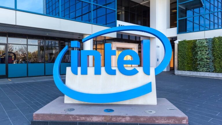  ثغرات جديدة في معالجات Intel تؤدي إلى تسريب الذاكرة وهجمات Spectre v2